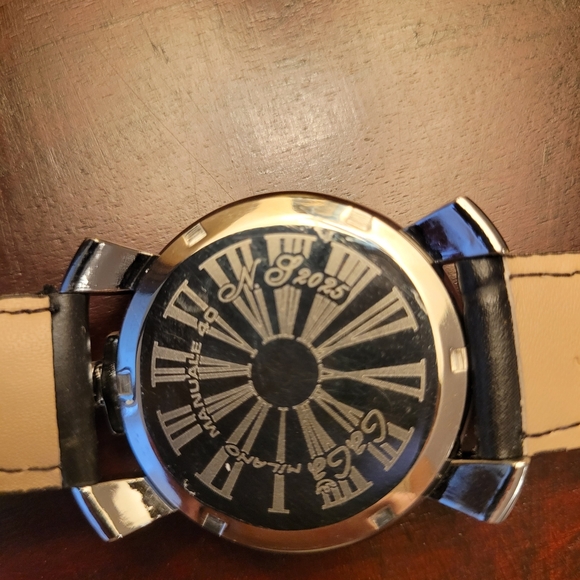 New Women's Black Rare 2025 GaGa Milano Luxurious Italian Watch - Picture 5 of 6